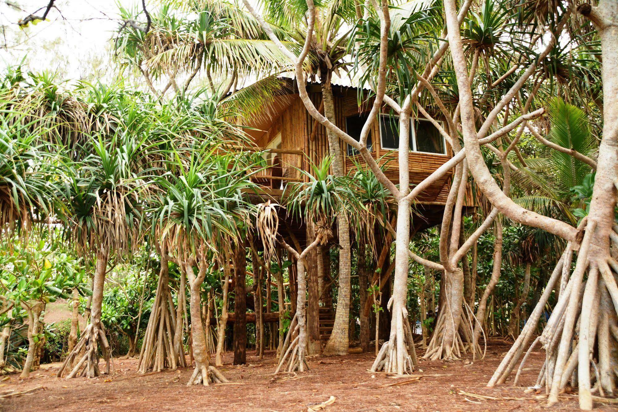 Mandala Resort Neiafu Exterior photo